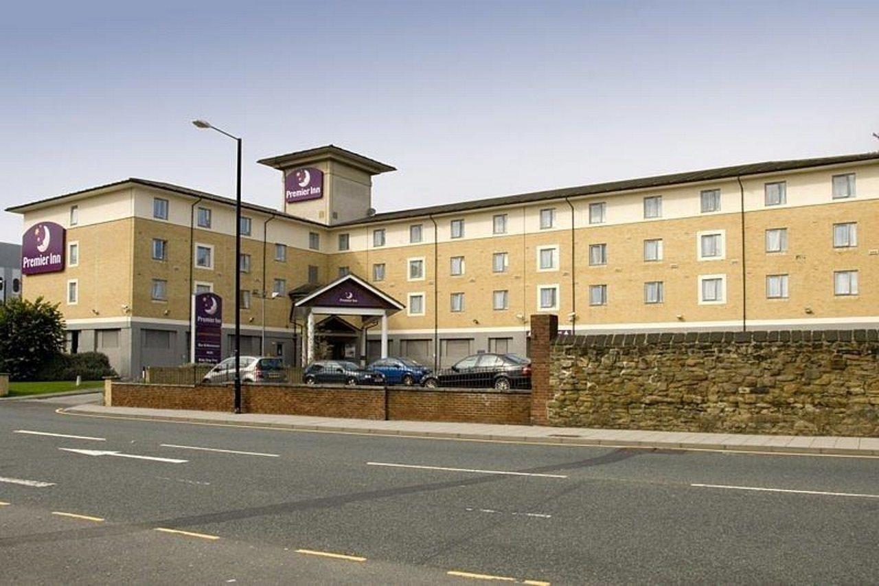 Premier Inn Newcastle City Centre Millennium Bridge Newcastle upon Tyne Exterior foto