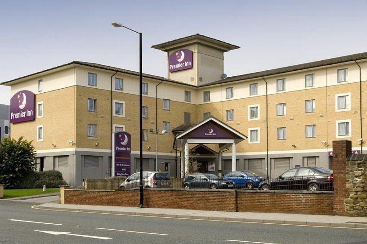 Premier Inn Newcastle City Centre Millennium Bridge Newcastle upon Tyne Exterior foto